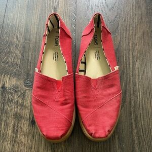Tom’s Women’s Alpargata size 8